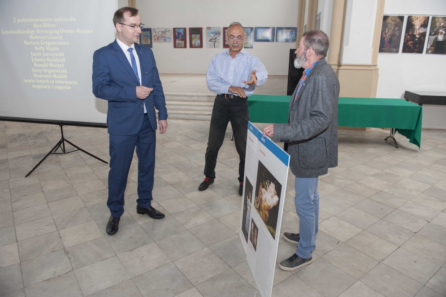 Aanbieding boekje prinses Marianne in Camenz